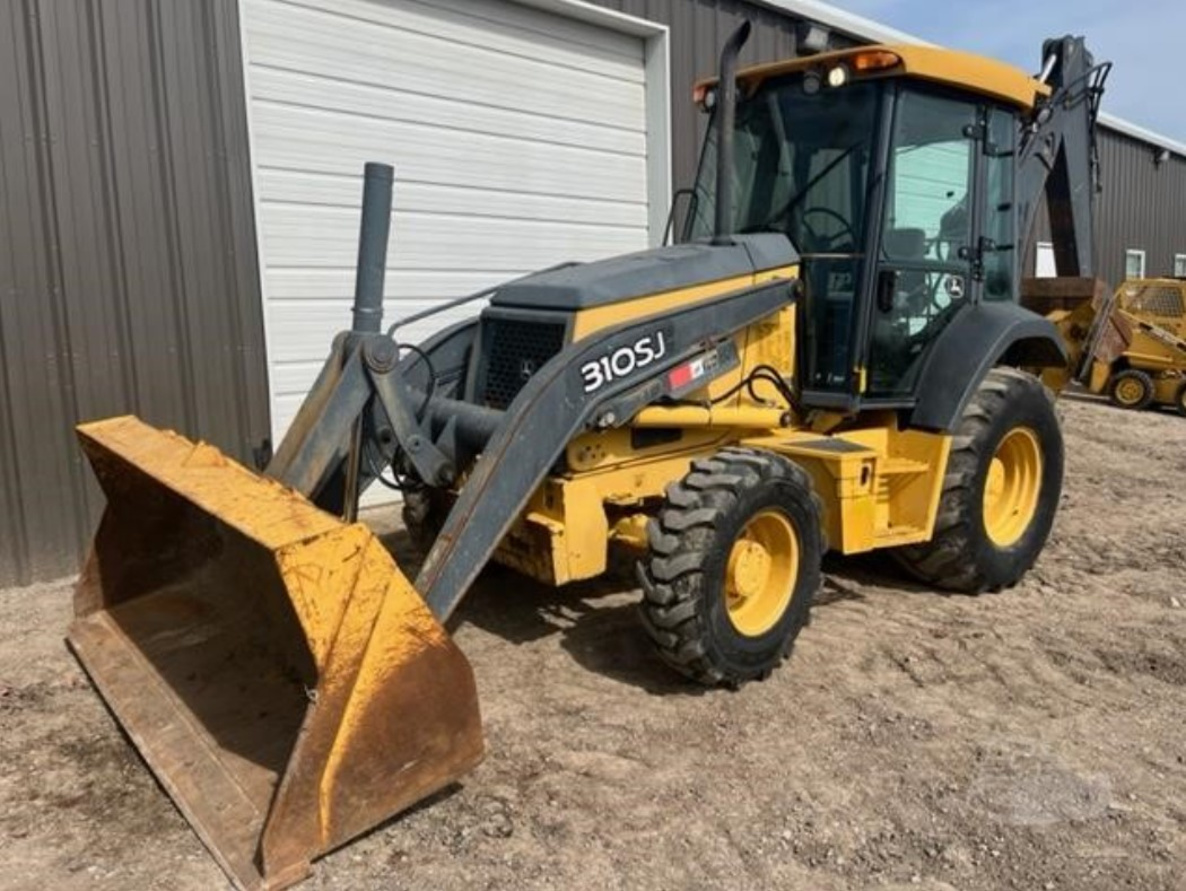 DEERE